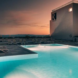 Romana Beach Resort Apartments